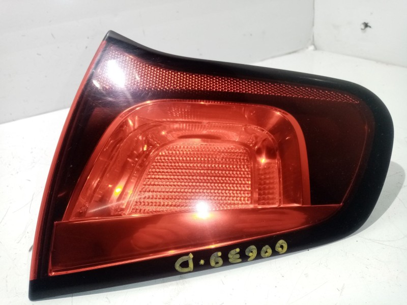 Recambio de piloto trasero derecho interior para citroën c3 sx referencia OEM IAM 9685225480  