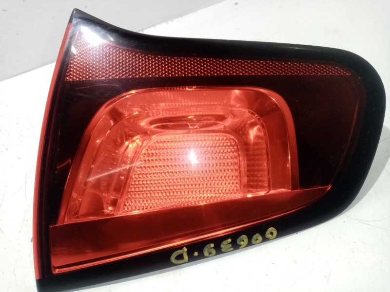 Recambio de piloto trasero derecho interior para citroën c3 sx referencia OEM IAM 9685225480  