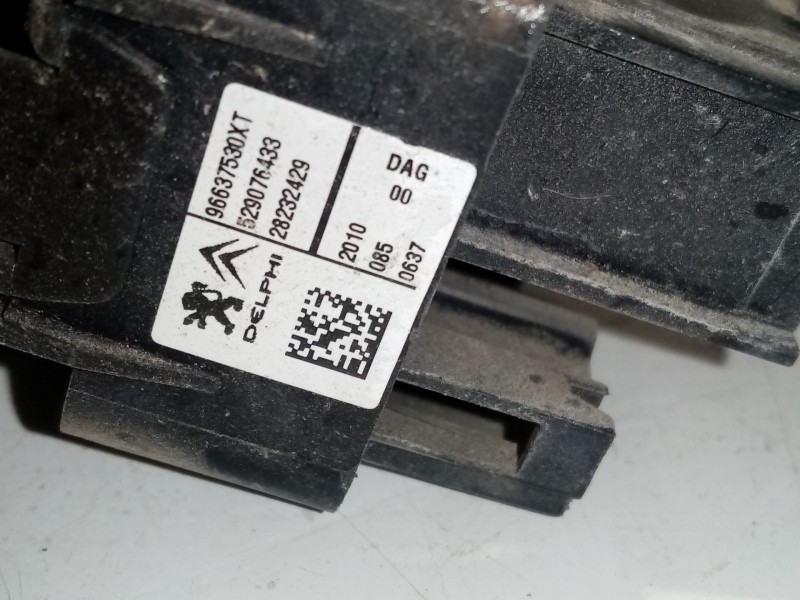 Recambio de mando elevalunas delantero izquierdo para citroën c3 sx referencia OEM IAM 96637530XT  