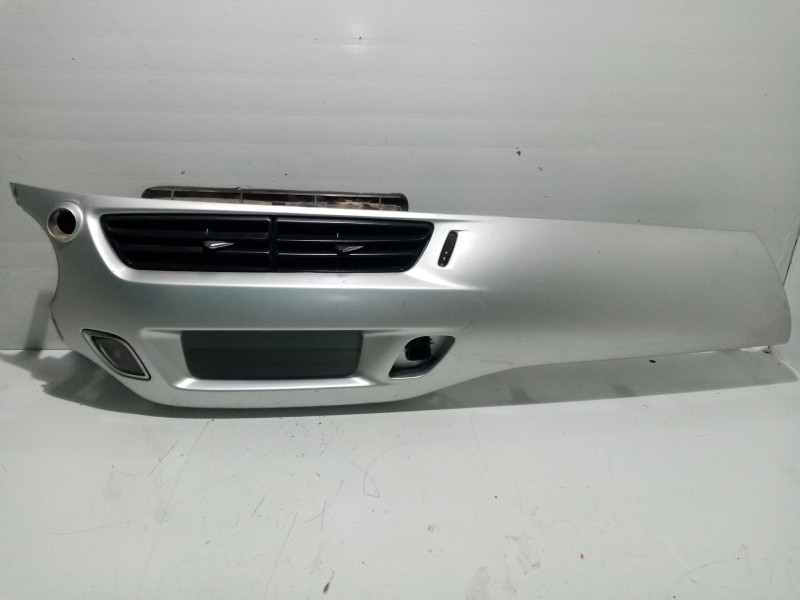 Recambio de moldura para citroën c3 sx referencia OEM IAM 9685748677  