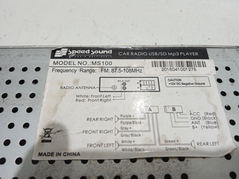 Recambio de sistema audio / radio cd para fiat punto berlina referencia OEM IAM MS100  