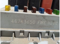 Recambio de caja reles / fusibles para fiat punto berlina referencia OEM IAM 46763650 A653  2