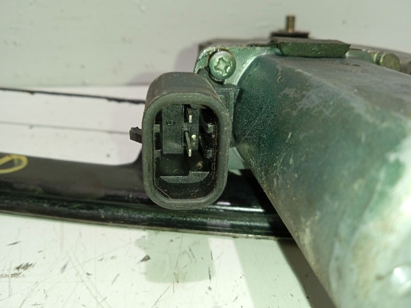 Recambio de elevalunas delantero derecho para fiat punto berlina referencia OEM IAM 51786728  