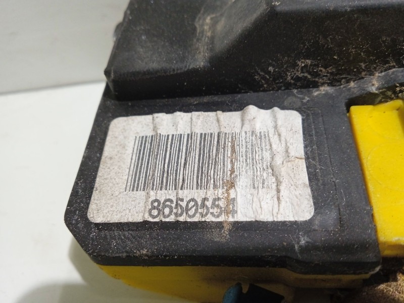 Recambio de cerradura puerta trasera derecha para volvo xc90 d5 referencia OEM IAM 8650554  