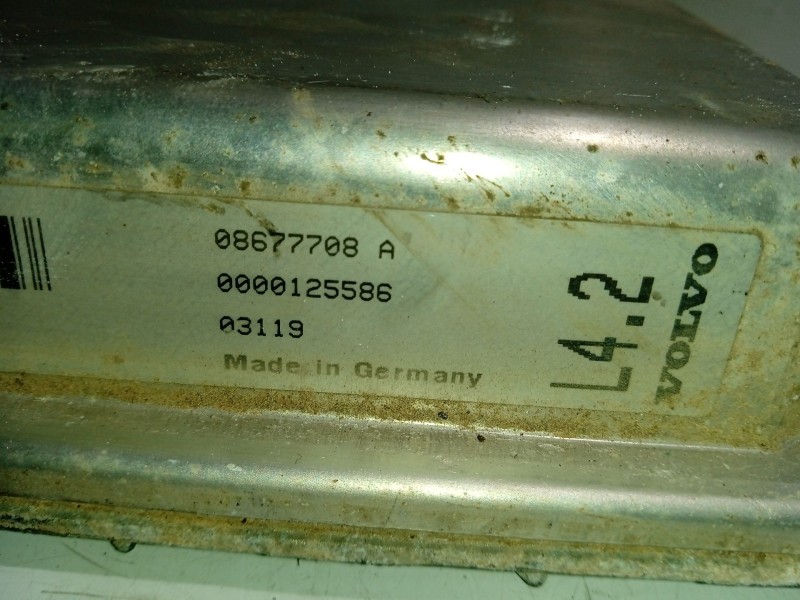 Recambio de centralita motor uce para volvo xc90 d5 referencia OEM IAM 08677708A 0281010319 