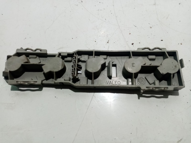 Recambio de portalamparas para opel corsa b referencia OEM IAM    Recambio de portalamparas para opel corsa b referencia OEM IAM