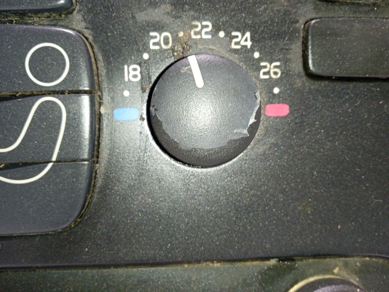 Recambio de mando climatizador para volvo s60 berlina 2.4 diesel cat referencia OEM IAM 8691876  