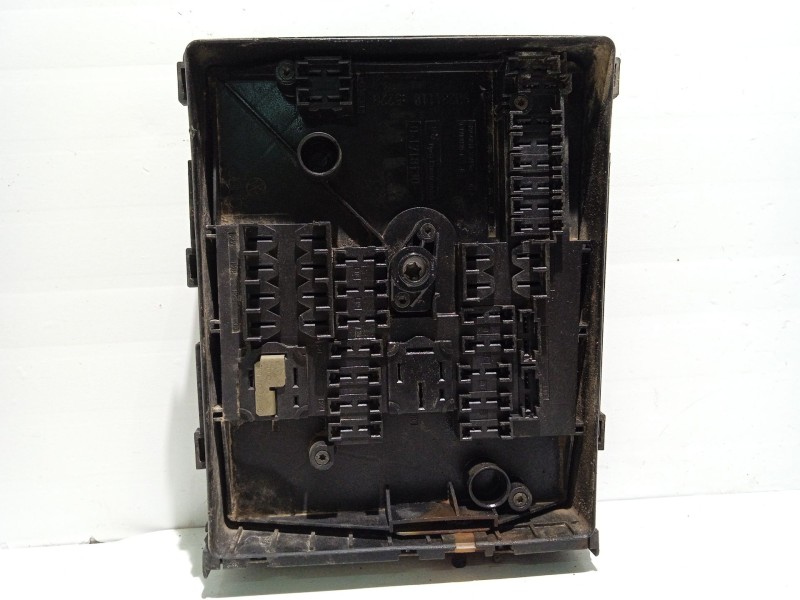 Recambio de caja reles / fusibles para volkswagen golf vi (5k1) 1.6 tdi referencia OEM IAM 1K0937125D  