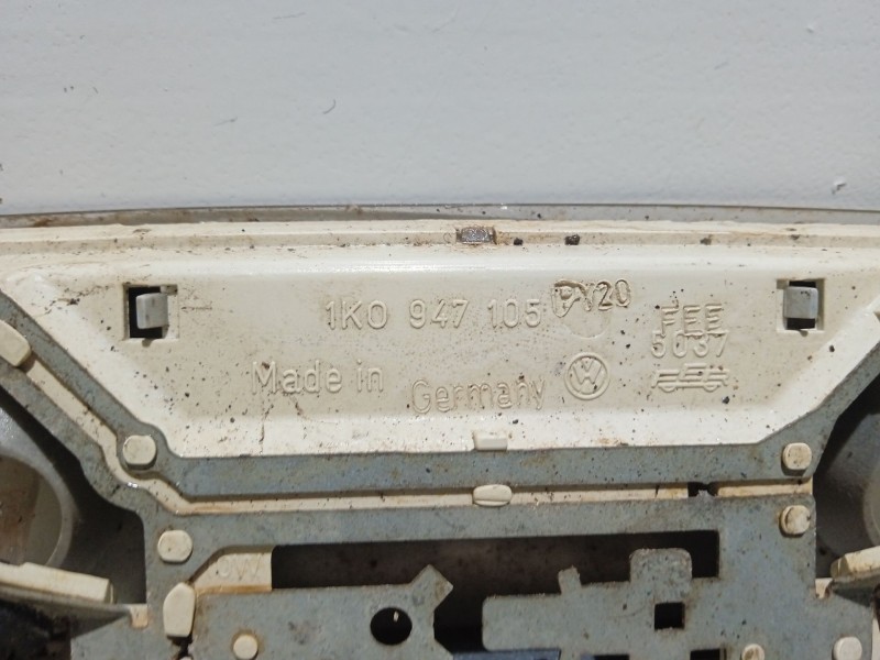 Recambio de luz interior para volkswagen golf vi (5k1) 1.6 tdi referencia OEM IAM 1K0947105  