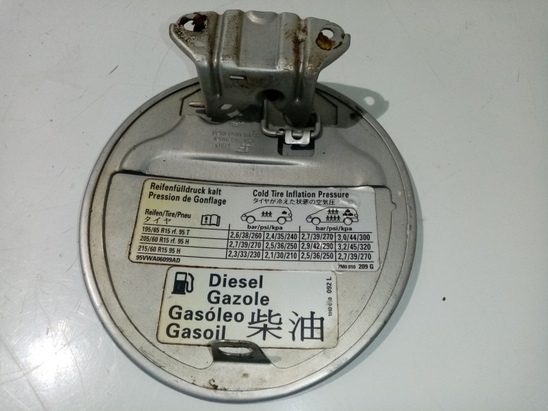 Recambio de tapa exterior combustible para volkswagen sharan (7m8) básico referencia OEM IAM 7M0809905F  