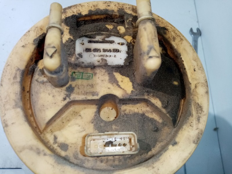 Recambio de aforador para peugeot 206 berlina 1.4 hdi referencia OEM IAM 9642124480  