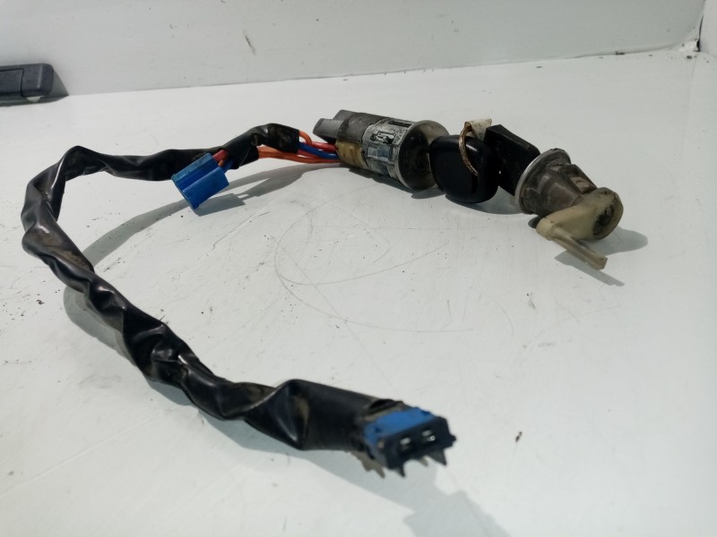 Recambio de conmutador de arranque para peugeot 206 berlina 1.4 hdi referencia OEM IAM   