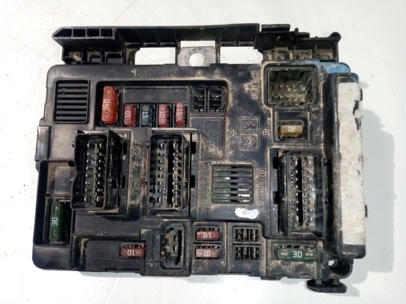 Recambio de caja bsm para peugeot 206 berlina 1.4 hdi referencia OEM IAM 9650663980  