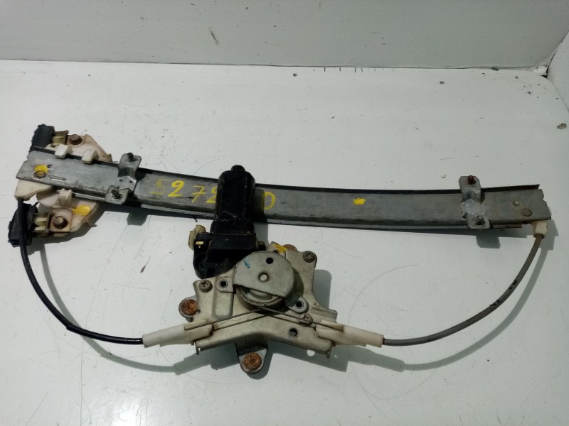 Recambio de elevalunas delantero derecho para hyundai accent (x3) referencia OEM IAM 9882034030  
