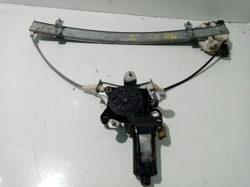 Recambio de elevalunas delantero izquierdo para hyundai accent (x3) referencia OEM IAM 9881034030  