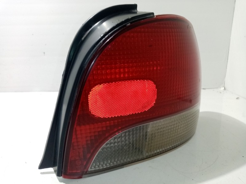 Recambio de piloto trasero derecho para hyundai accent (x3) referencia OEM IAM 9242122520  