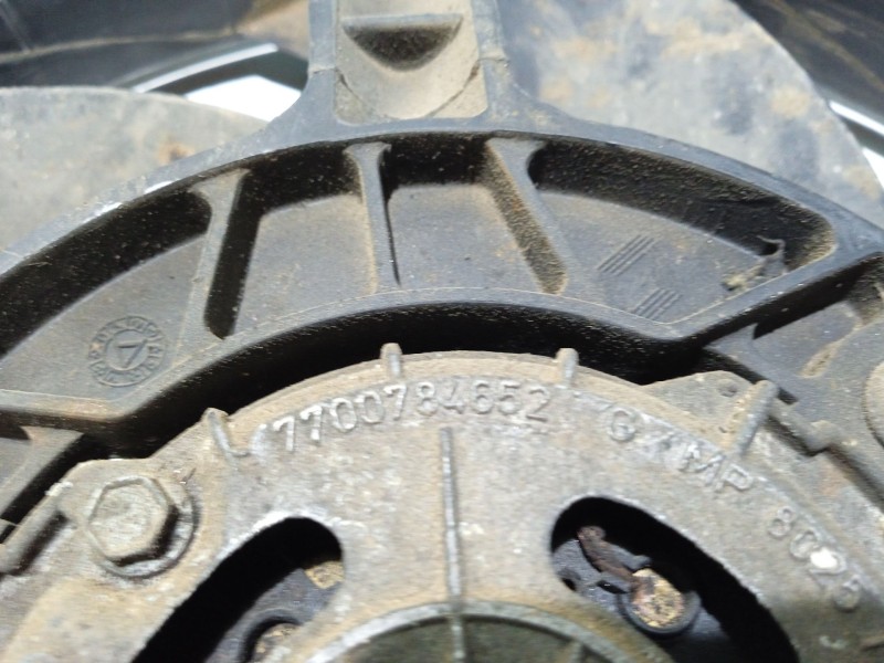 Recambio de electroventilador para renault rapid/express (f40) referencia OEM IAM 7700784652  