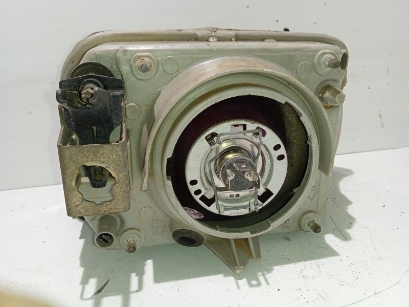 Recambio de faro izquierdo para renault rapid/express (f40) referencia OEM IAM 7701039724  