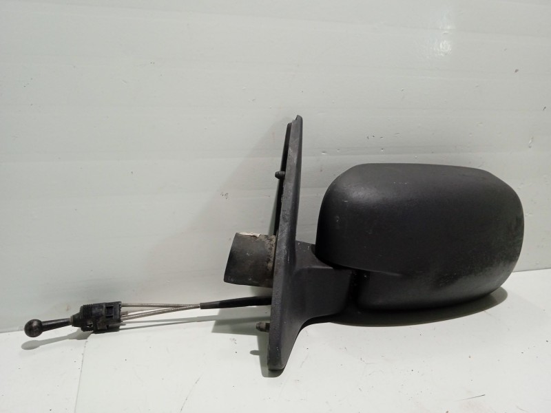 Recambio de retrovisor izquierdo para renault rapid/express (f40) referencia OEM IAM 7700808132  