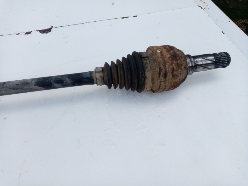 Recambio de transmision trasera derecha para volvo xc90 d5 referencia OEM IAM 36000930  