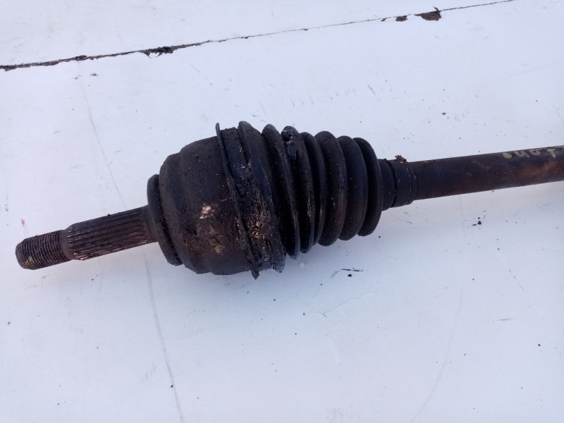 Recambio de transmision delantera izquierda para renault twingo (co6) 1.2 referencia OEM IAM 7711135243  