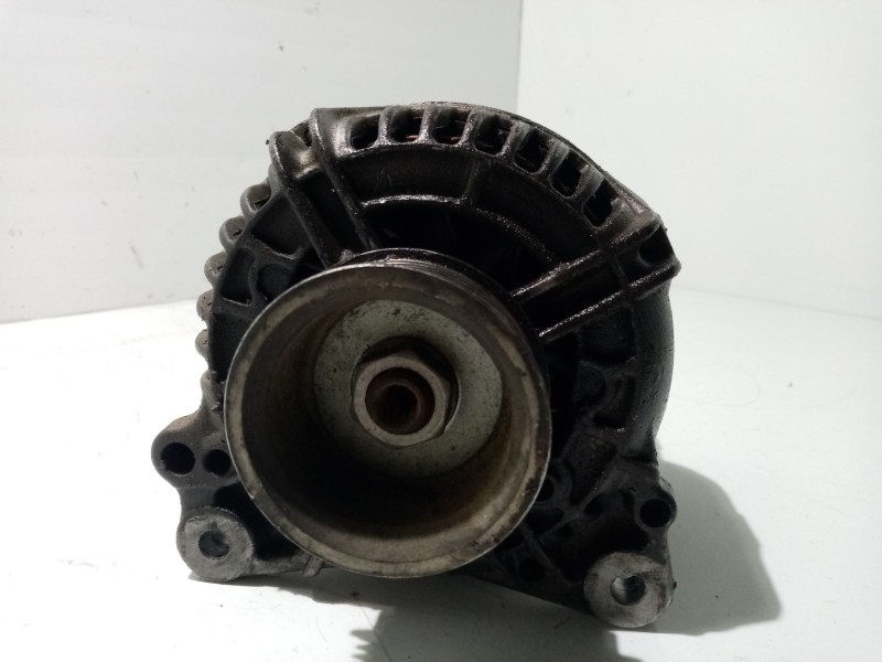 Recambio de alternador para volvo s80 berlina 2.5 d referencia OEM IAM 8111122 36050268 