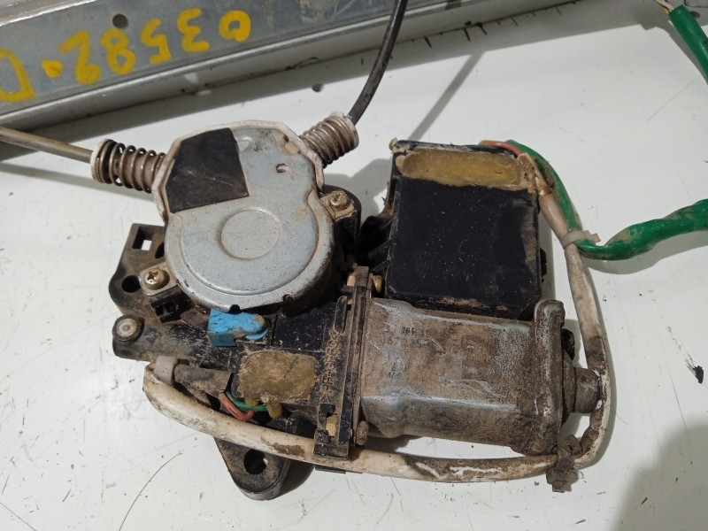 Recambio de elevalunas delantero derecho para mitsubishi galloper (hyundai) 2.5 td exceed referencia OEM IAM HR514020  