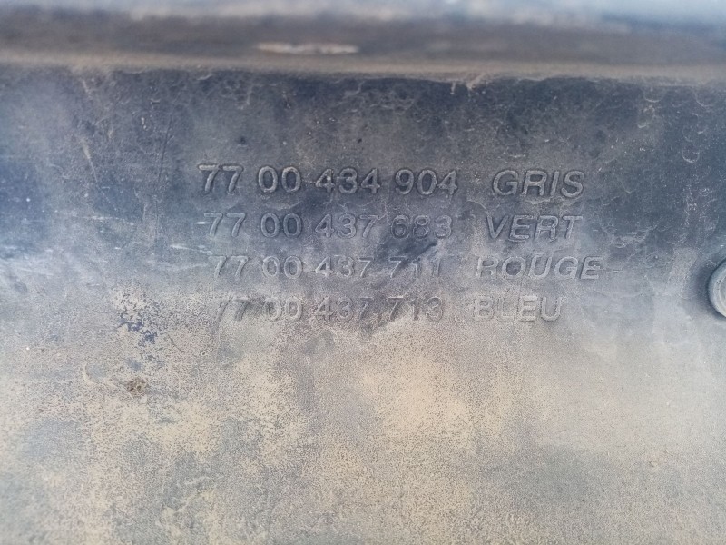 Recambio de faldon lateral para renault scenic rx4 (ja0) referencia OEM IAM 7700434904  