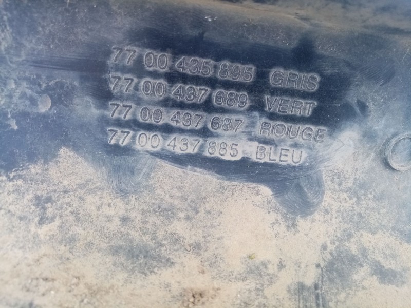 Recambio de aletin delantero izquierdo para renault scenic rx4 (ja0) referencia OEM IAM 7700435895  