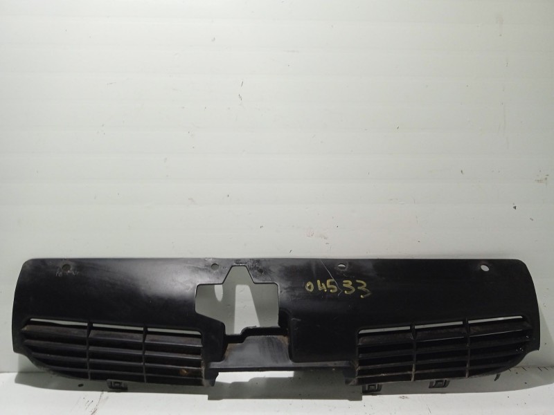 Recambio de rejilla delantera para peugeot 206 berlina 1.4 hdi referencia OEM IAM 9628691277  