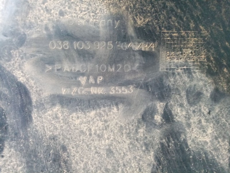 Recambio de tapa motor para seat leon (1m1) 1.9 tdi referencia OEM IAM 038103925EG  