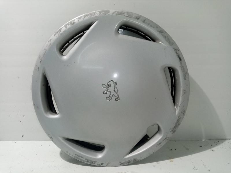 Recambio de tapacubos para peugeot 106 (s2) 1.1 referencia OEM IAM 9611081580   Recambio de tapacubos para peugeot 106 (s2) 1.1 referencia OEM IAM 9611081580