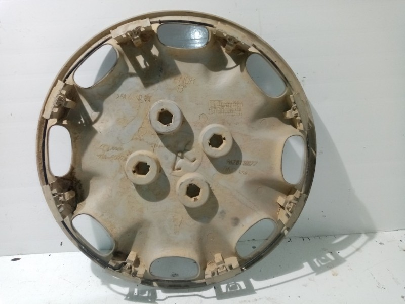 Recambio de tapacubos para peugeot 106 (s2) 1.1 referencia OEM IAM 9628116077   Recambio de tapacubos para peugeot 106 (s2) 1.1 referencia OEM IAM 9628116077