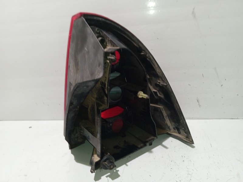 Recambio de piloto trasero izquierdo para citroën c5 berlina referencia OEM IAM 89032697  