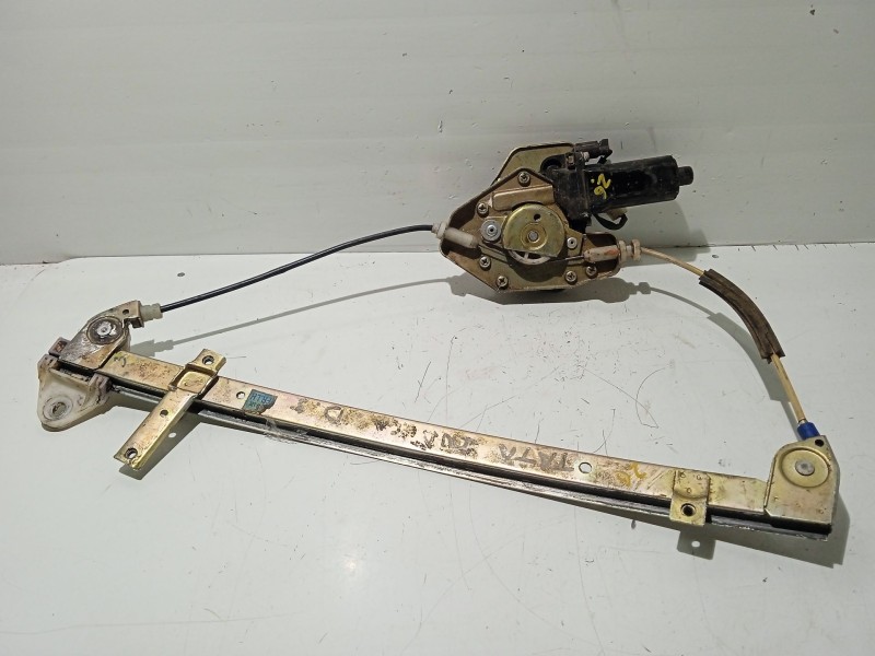 Recambio de elevalunas delantero izquierdo para tata indica referencia OEM IAM P5940300  