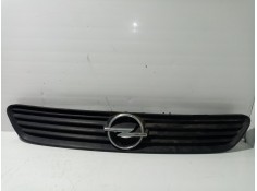 Recambio de rejilla delantera para opel astra g berlina referencia OEM IAM 90588120   2
