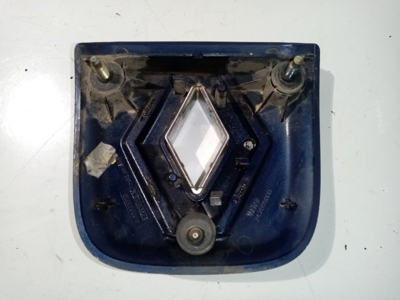 Recambio de moldura para renault clio ii fase ii (b/cb0) referencia OEM IAM 8200060919  