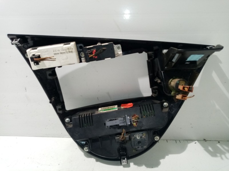 Recambio de mando climatizador para ford focus berlina (cap) ghia referencia OEM IAM 2S4H18C612AK  