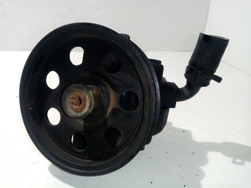 Recambio de bomba direccion para ford focus berlina (cap) ghia referencia OEM IAM 4CD1603  
