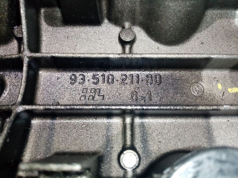 Recambio de tapa balancines para citroën xsara berlina 1.9 d sx referencia OEM IAM 9351021180  