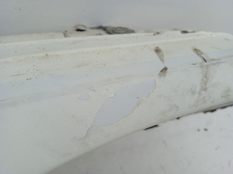 Recambio de rejilla delantera para renault rapid/express (f40) referencia OEM IAM 6001030147  