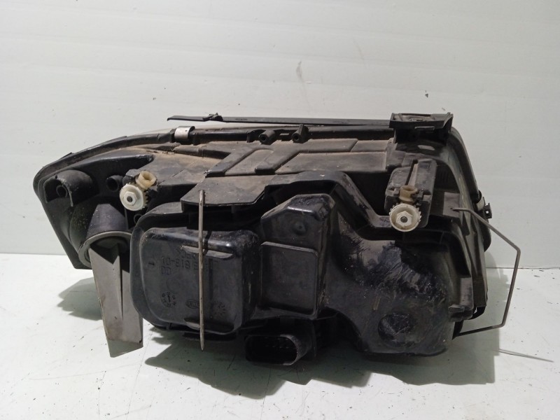 Recambio de faro izquierdo para audi a6 berlina (4b2) 1.8 t referencia OEM IAM 4B0941029K  