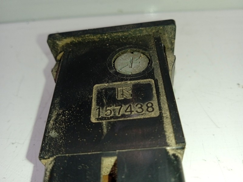 Recambio de interruptor para toyota rav 4 funcruiser (a1) referencia OEM IAM 157438  