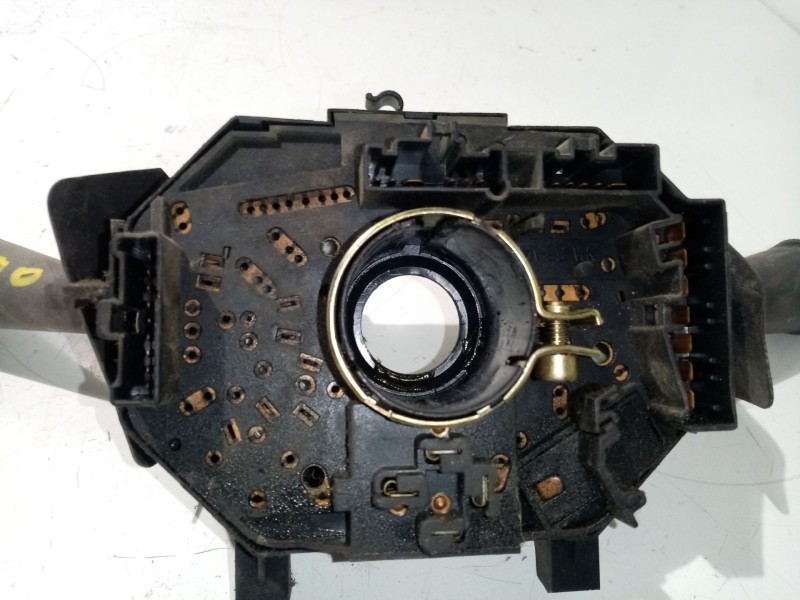 Recambio de mando multifuncion para fiat brava (182) 1.6 16v cat referencia OEM IAM B826 73385DOT 