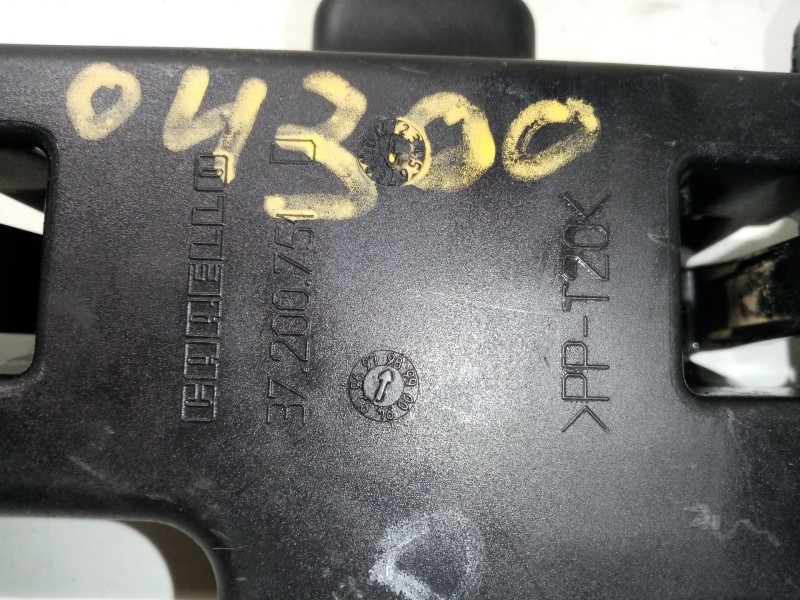 Recambio de portalamparas para fiat brava (182) 1.6 16v cat referencia OEM IAM 3720751D  