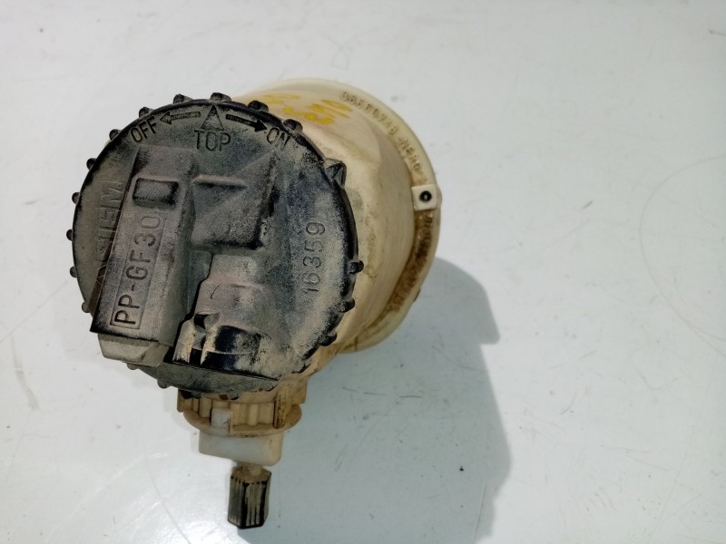 Recambio de faro antiniebla derecho para fiat brava (182) 1.6 16v cat referencia OEM IAM 46823268  