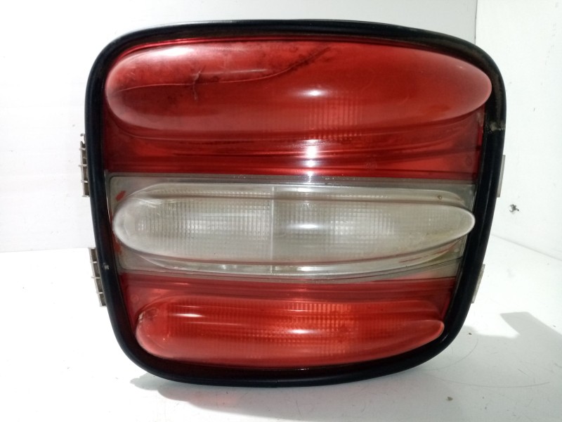 Recambio de piloto trasero izquierdo para fiat brava (182) 1.6 16v cat referencia OEM IAM 37210748S  