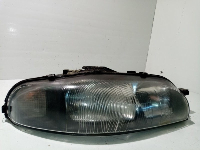Recambio de faro derecho para fiat brava (182) 1.6 16v cat referencia OEM IAM 88201558DX  