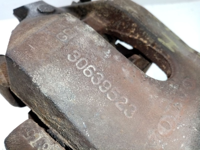 Recambio de pinza freno trasera izquierda para volvo xc90 d5 referencia OEM IAM 30639523  