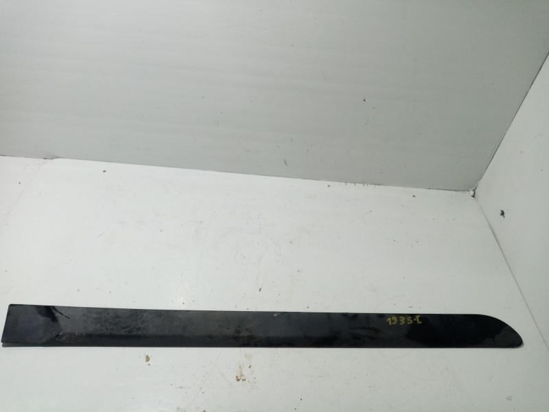 Recambio de moldura para volvo xc90 d5 referencia OEM IAM 09483888  